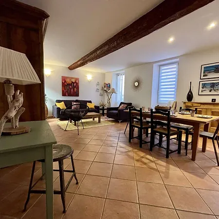 Maison De Village Climatisee Avec Terrasse, Garage Prive A - Fr-1-225-827 Dom wakacyjny *